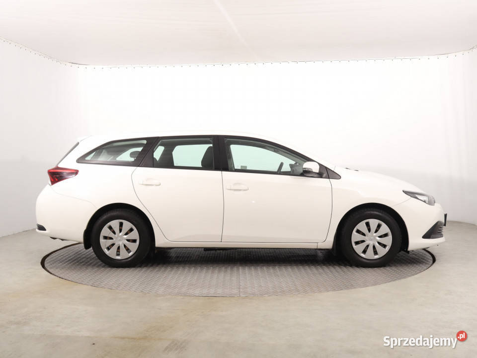 Toyota Auris 16 Valvematic