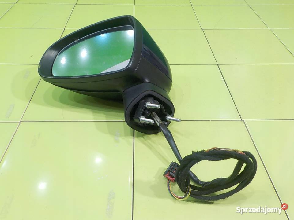 AUDI A1 8X 12 TFSI 11r 3D lusterko lewe 021120