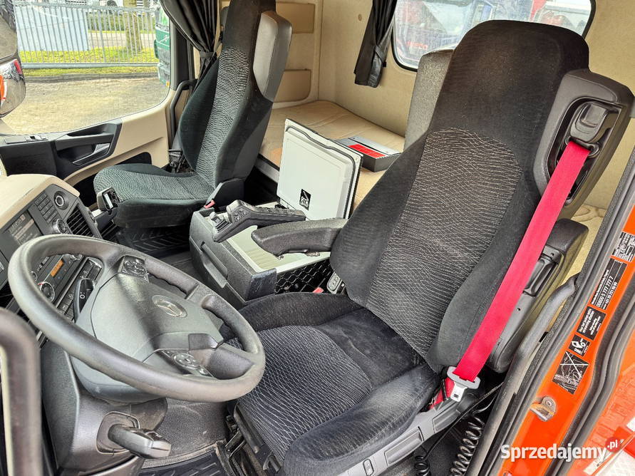 Hakowiec 6x2 Eur 6 Mercedes 2845 Warszawa