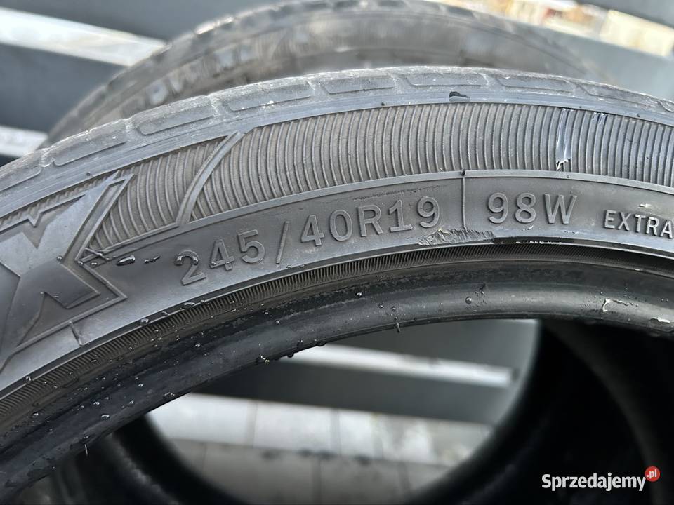Opony letnie 245 40 19