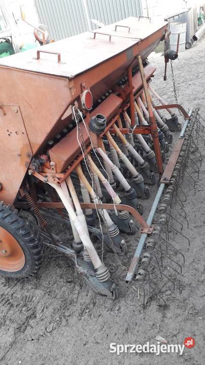 Siewnik zbożowy zawieszany Poznaniak 3 Zetor wielkopolskie