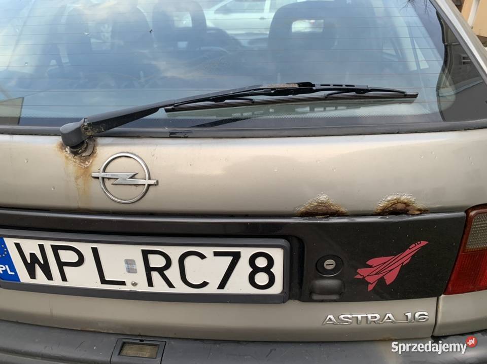 Opel Astra F 1996 r 16 benzyna Na chodzie Hak Warszawa sprzedam