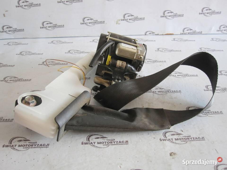 NISSAN JUKE I F15 13r pas bezpieczeństwa prawy