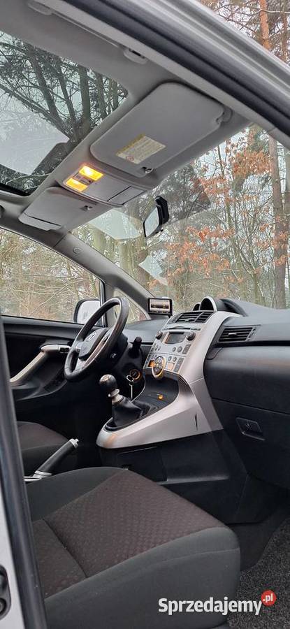 TOYOTA VERSO 18 benzyna 147 155000 7osPanorama Malcanów