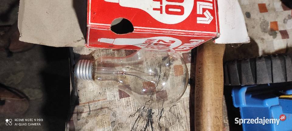 Żarówki i lampa PRL Namysłów
