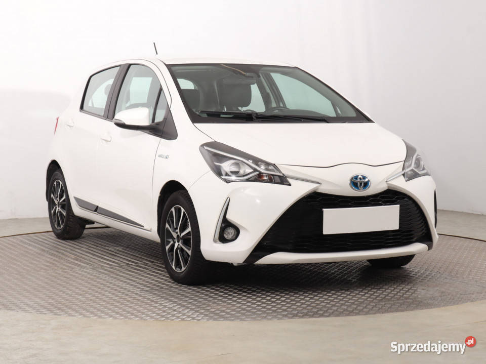 Toyota Yaris 15 Hybrid tempomat Katowice