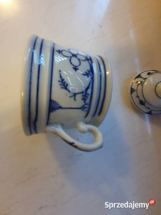 Cukiernica biała porcelanawzór cebulowy lubelskie Lublin