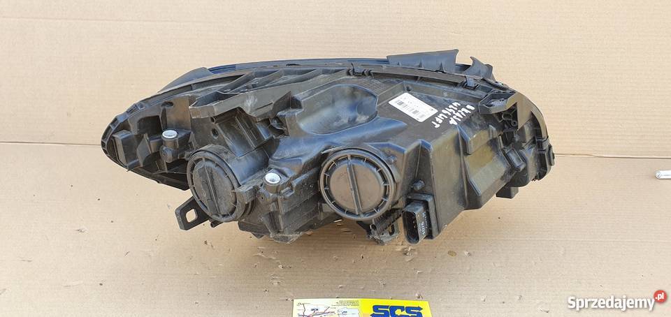 MERCEDES B KLASA W246 LIFT LAMPA 2468205361 Lewe Bieleń sprzedam