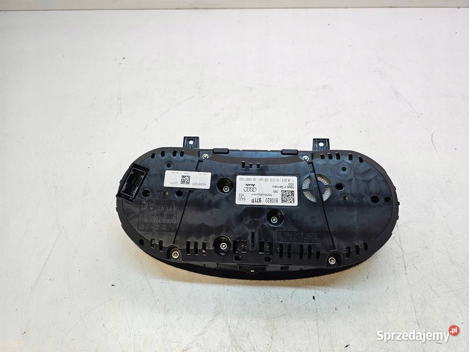 LICZNIK ZEGARY AUDI A3 8V 18 TFSI 8V0920971P Przystajń sprzedam