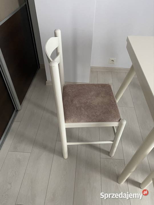 Piękny masywny stół 80x80 2 krzesła 80cm Pysznica