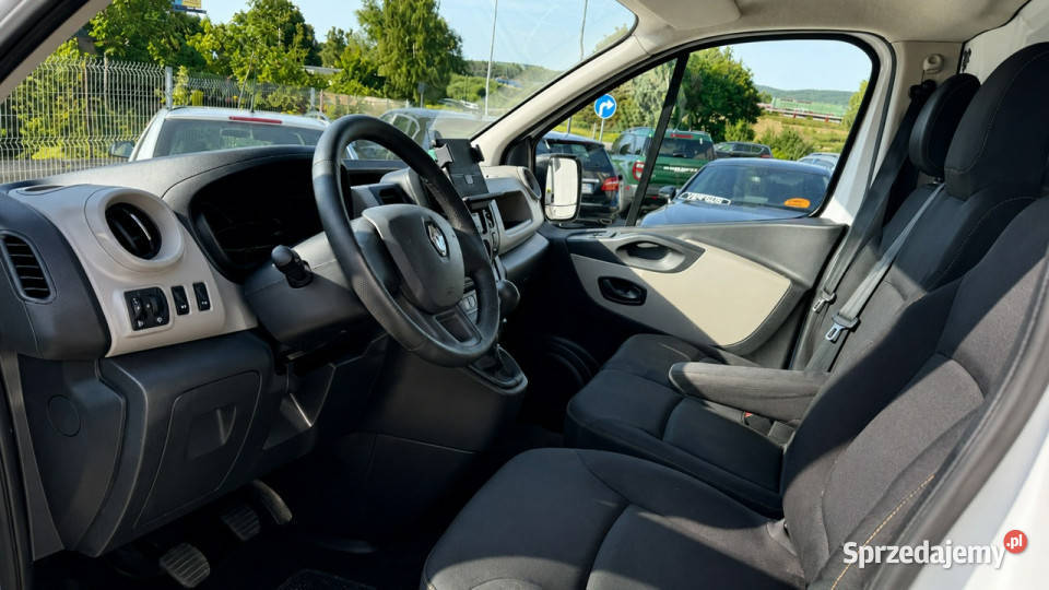 Renault Trafic 16 CDTi 121 3osobowy zabudowa