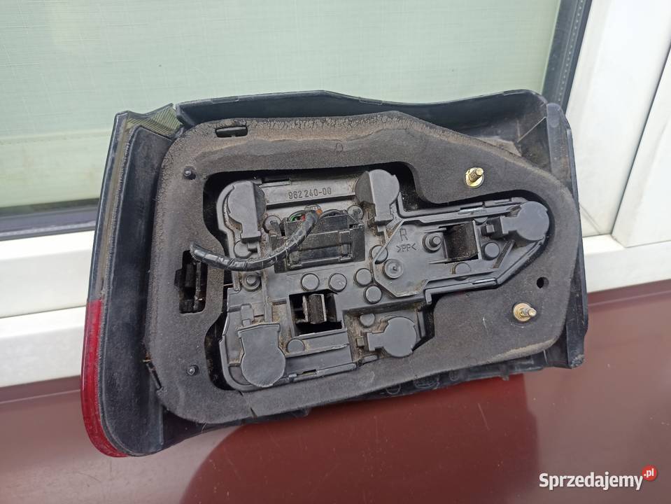 Seat Ibiza 2 II lampa tył tylna prawa narożna Sieradz sprzedam