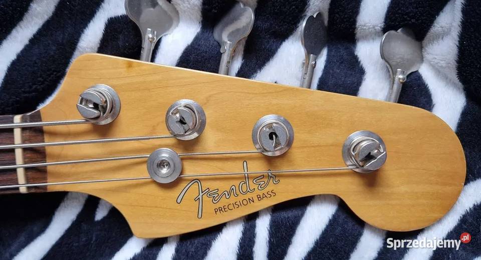 Fender Precision Bass 62 Reissue Made in Japan Gitary i akcesoria Ząbki