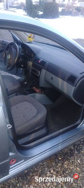 Skoda Fabia 14 MPI radio sprzedam