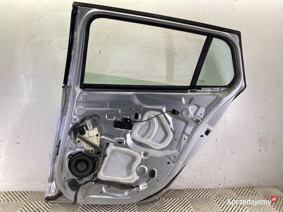 DRZWI PRAWY TYŁ RENAULT MEGANE III Kombi TED69