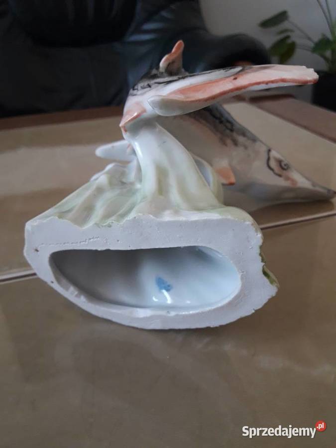 Figurka porcelanowa jesiotr sygnowana lata 60 te Janów Lubelski
