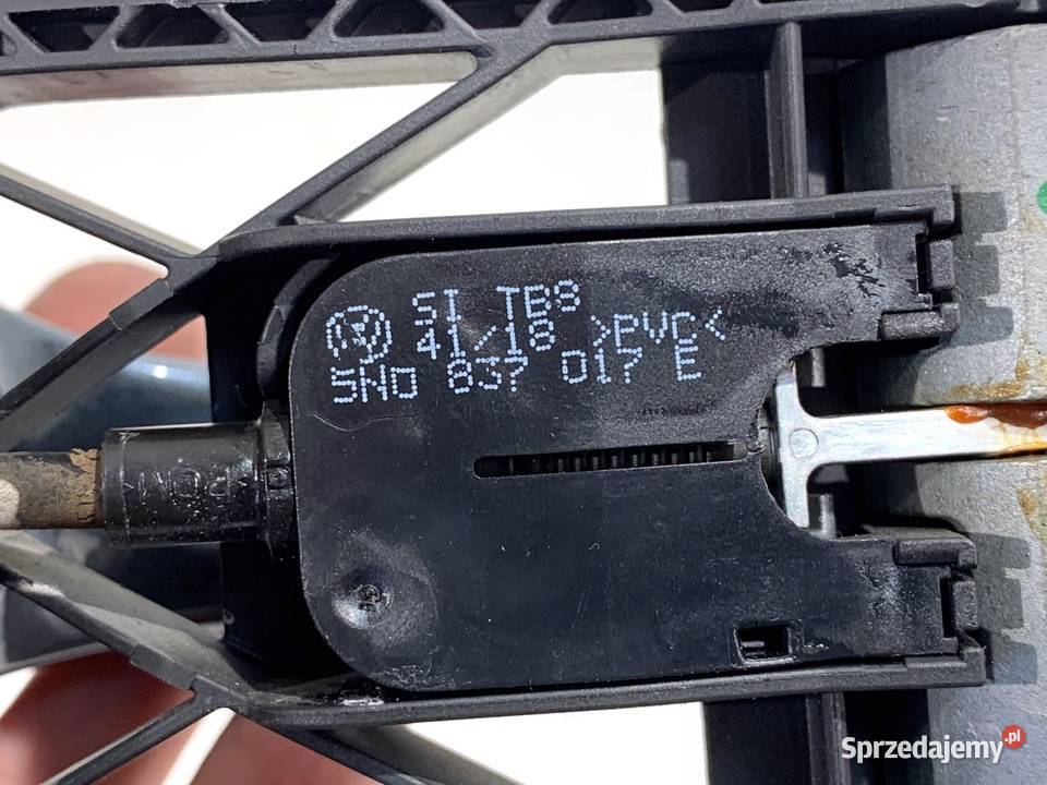 KLAMKA ZEWNĘTRZNA PRAWY PRZÓD SKODA FABIA III