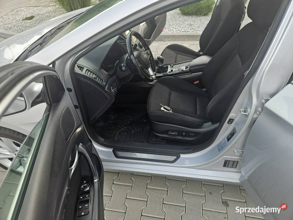 Hyundai i40 17 136 klimatronik parktronik ABS