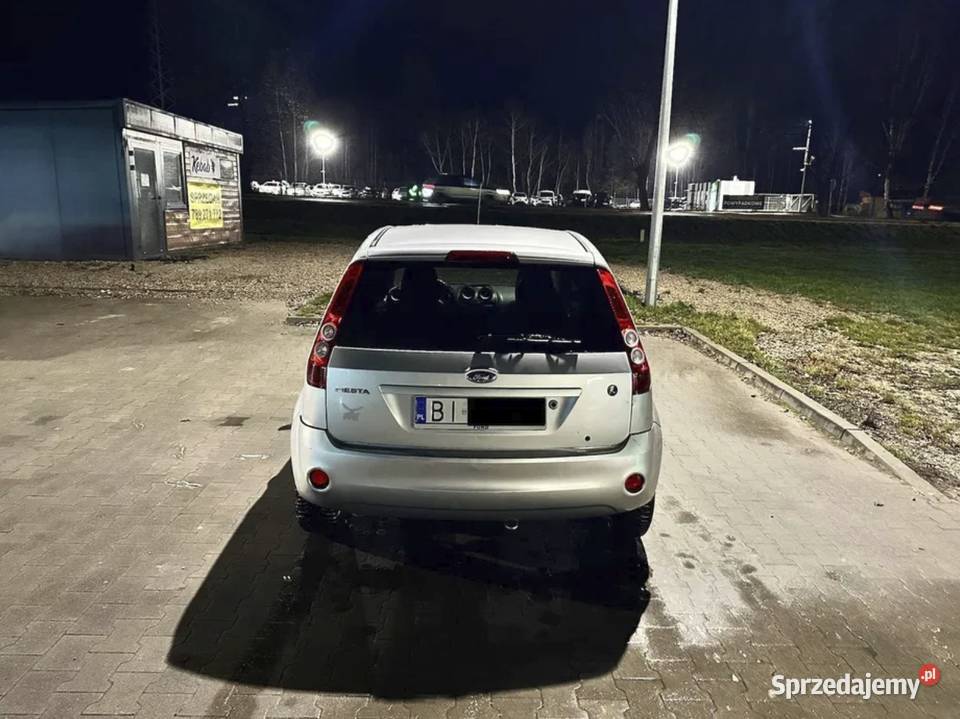 Ford Fiesta 125 2006r klima 2kpl opon Białystok
