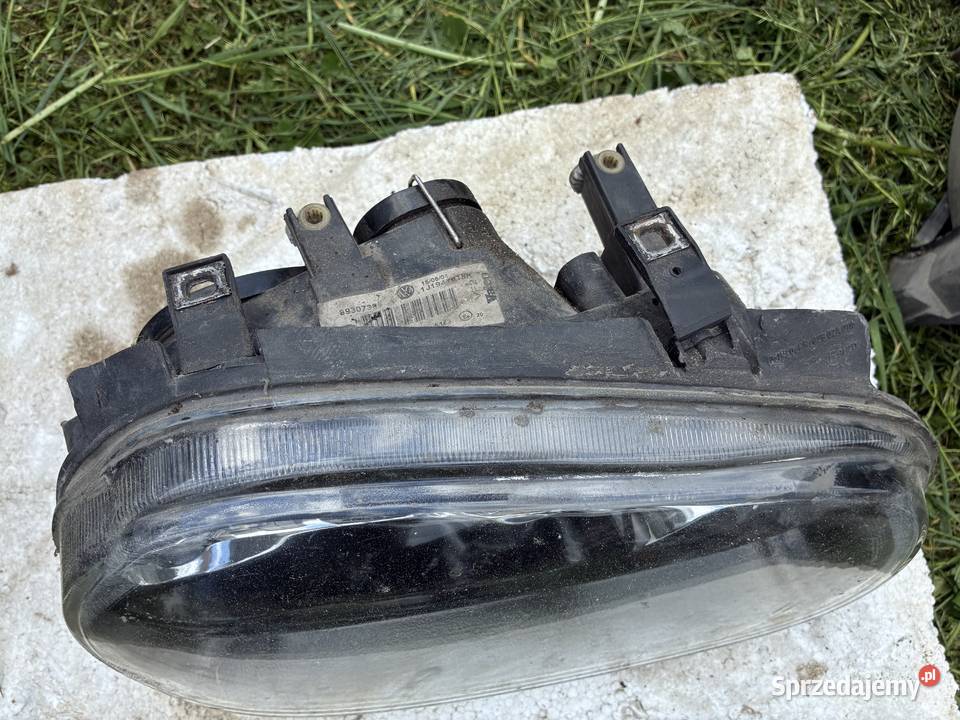 Lampa Prawa Przednia Volkswagen Golf IV lubelskie Wisznice