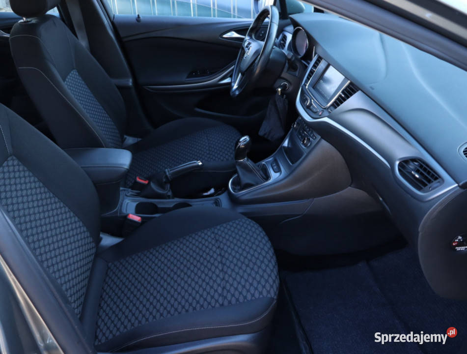 Opel Astra 14 T Piaseczno