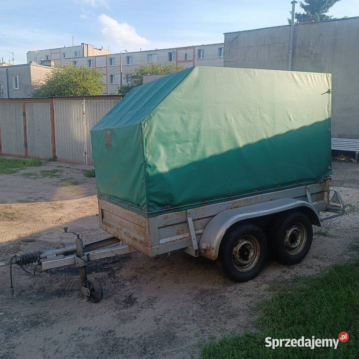 Przyczepa dwuosiowa z plandeką 25m Rok produkcji 1984 Do samochodów osobowych Bydgoszcz