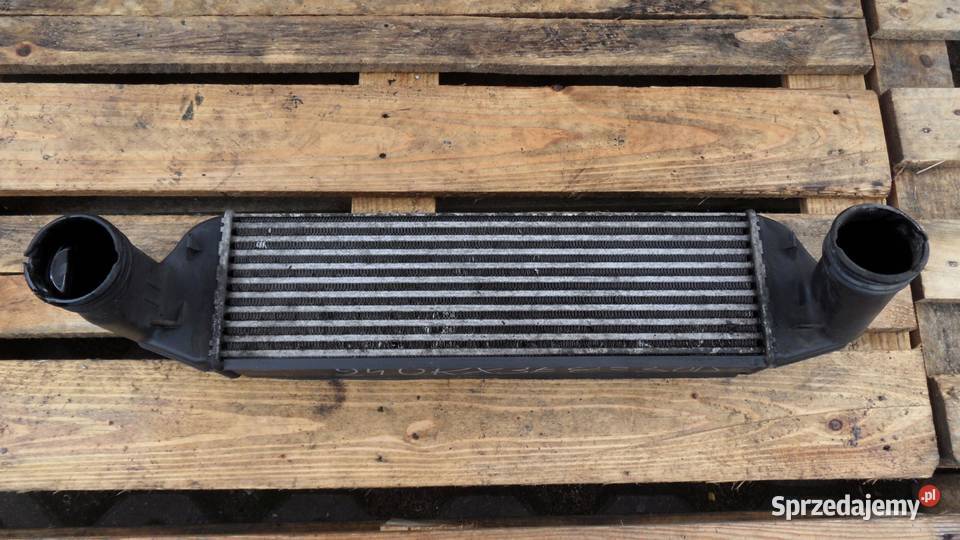 BMW X3 E83 04r intercooler 3421803 3104890