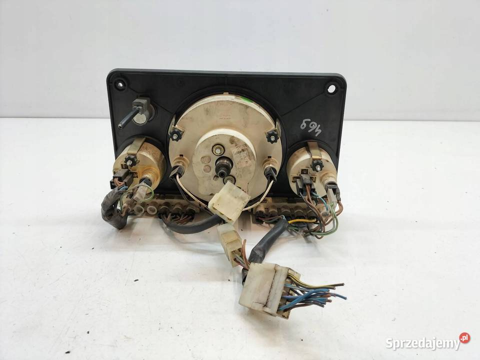 LICZNIK 6316890590 24 D 74 MercedesBenz MB 100 I osobowe