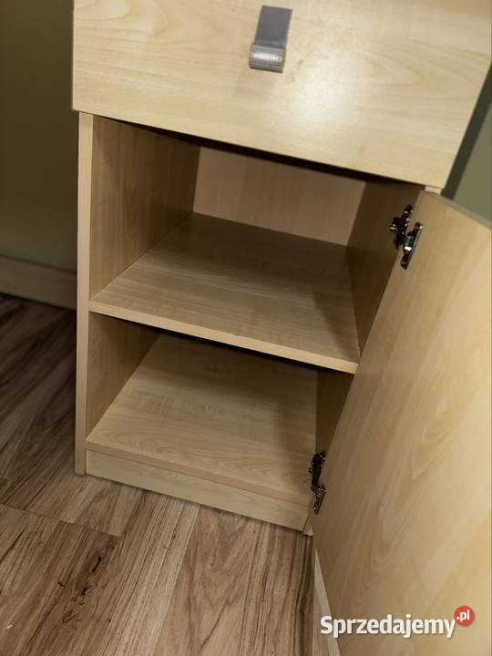 Biurko z krzesłem Zawada sprzedam