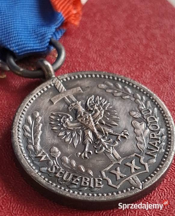 Odznaka W Służbie Narodu dokument na kobietę Militaria