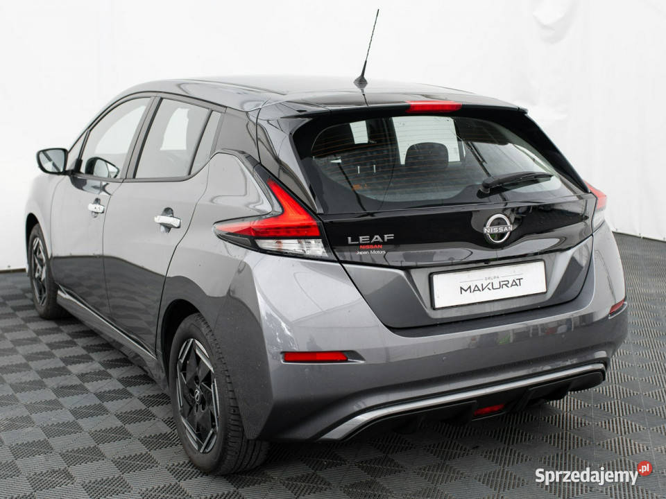 Nissan Leaf PY4419840kWh Acenta Podgrzf Kcofania lakier metallic pomorskie