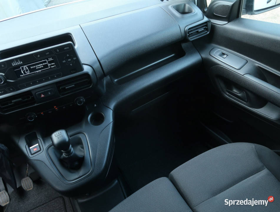 Citroen Berlingo 12 PureTech Piaseczno sprzedam