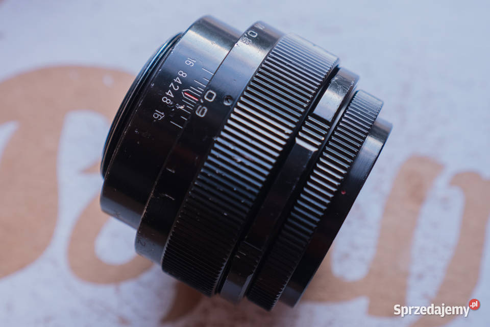 Jupiter 9 85mm f2 M42 ubytki na przedniej Obiektywy Szramowo