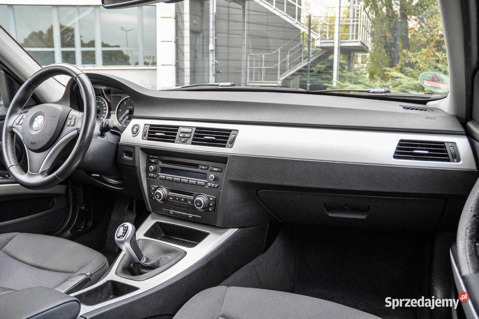 BMW Seria 3 2010 r 20d 184 Lift Bezwypadkowy manualna Wrocław sprzedam