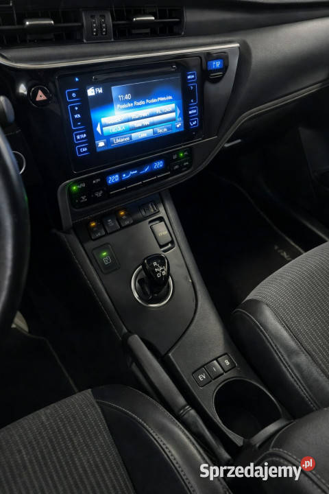 Toyota Auris Prestige Salon Polska 18 HYBRID Białystok