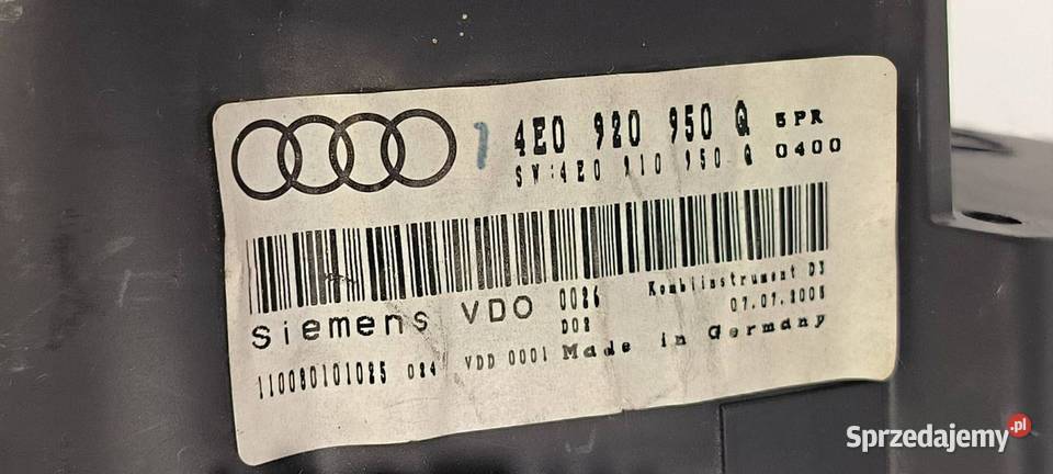 LICZNIK ZEGAR AUDI A8 D3 4E0920950Q osobowe Pozostałe Lipno
