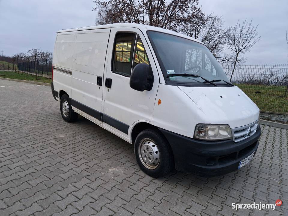 Furgon blaszak nieuszkodzony