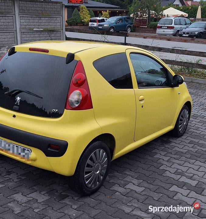 Sprzedam Pięknego Peugeota 107 benzyna 10 Klima centralny zamek Rzeszów sprzedam