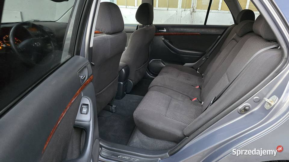 Toyota Avensis 20 D4D Prestige opolskie Nowy Świętów