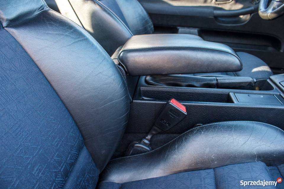 BMW e36 320I Coupe Mpakiet w rzadkim kolorze lakier metallic Krosno