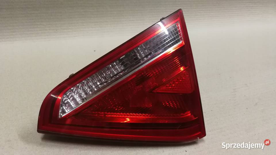 LAMPA PRAWY TYŁ Z KLAPY AUDI A5 8T COUPE Przystajń