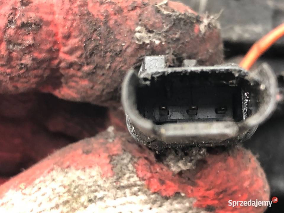 SPRĘŻARKA KLIMATYZACJI BMW E71 9205096 30 306 osobowe