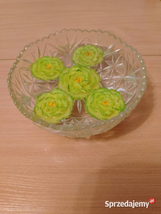 ŚWIECE pływające 5 sztuk zielone kwiatki Złotniki sprzedam