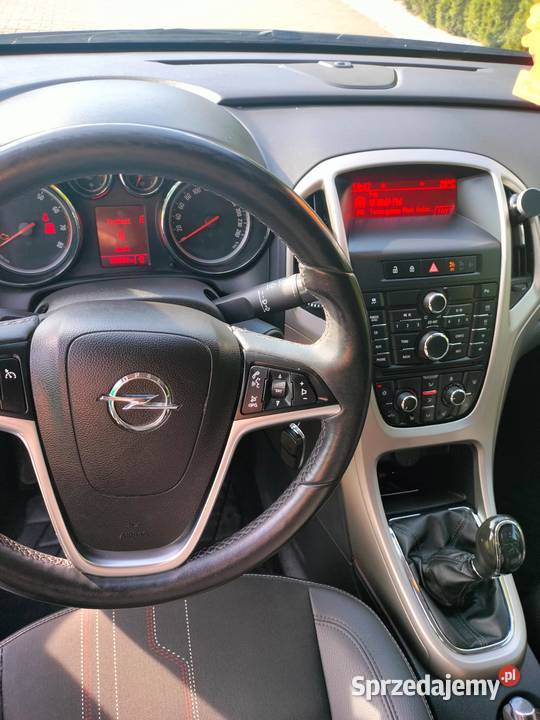 Opel Astra J Sports Tourer 150 Jahre 14 turbo