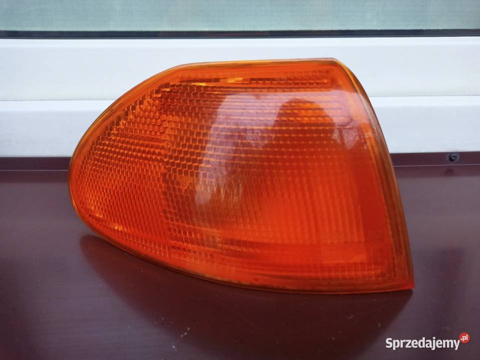 Opel Astra F kierunkowskaz kierunek migacz prawy łódzkie Sieradz