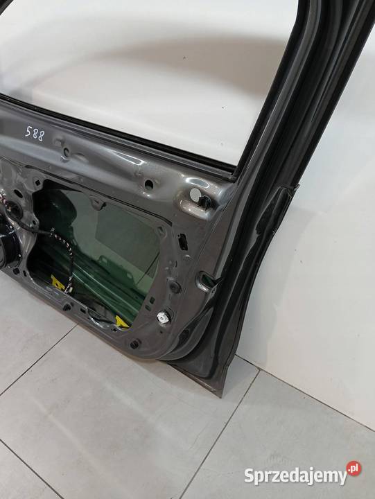 DRZWI PRAWE PRZÓD Skoda Superb IV 2023 świętokrzyskie