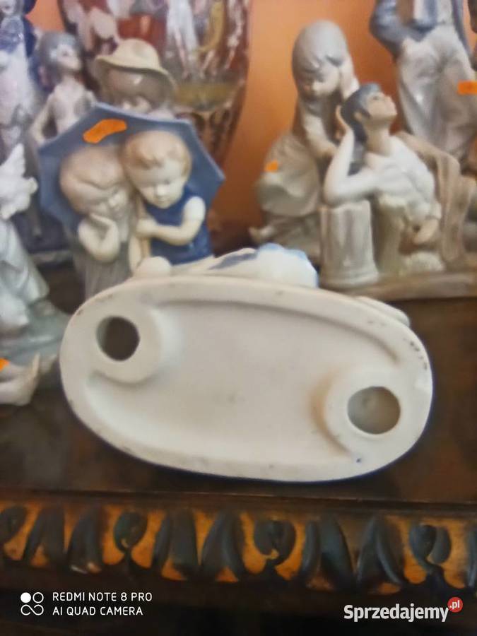 Figurka dziewczynki z krówką Gdańsk