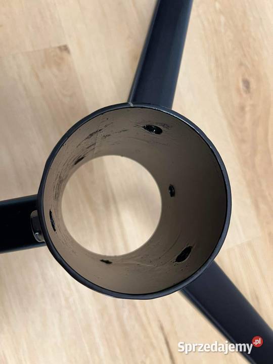 Stojak pod choinkę trzy nogi śruby docisk Kutno
