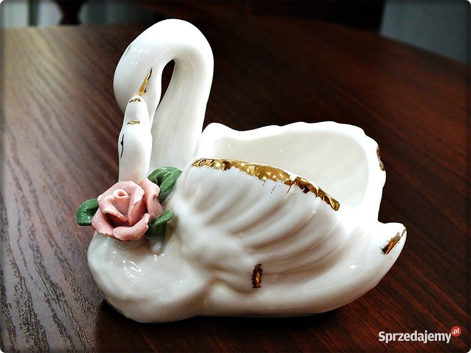 Figurka Porcelanowa Dwa Białe Łabędzie matka z Porcelana i szkło lubuskie