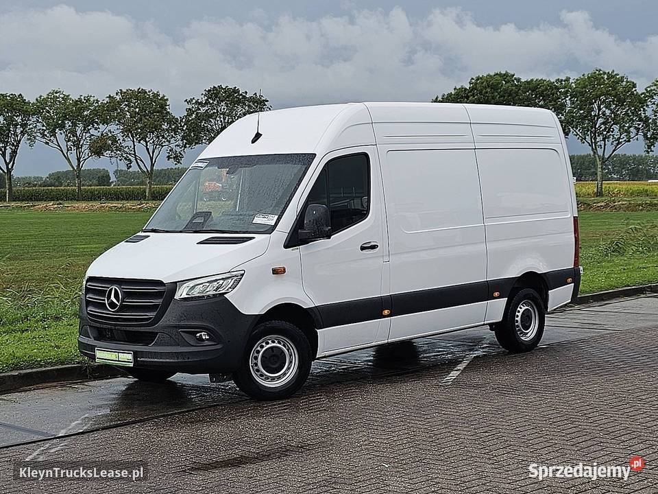 MercedesBenz SPRINTER 317 L2H2 LED Mbux10 170KM